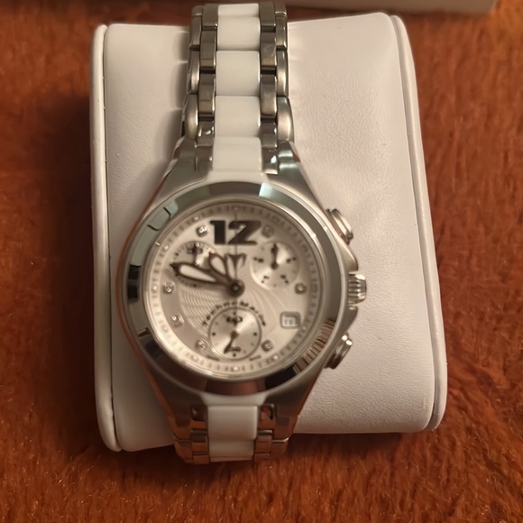 TechnoMarine watch - Picture 3 of 9